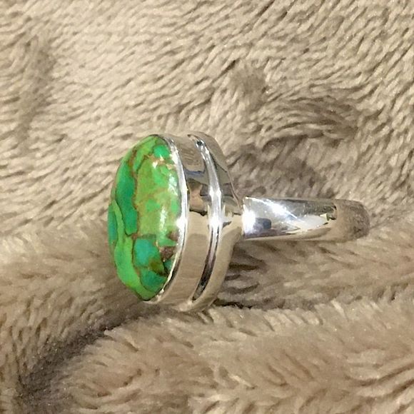Mohave Green Turquoise Sterling Silver Ring 8-3/4 - Picture 3 of 6